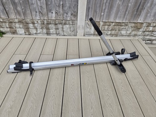 Thule 510 roof bar mounted - bar,